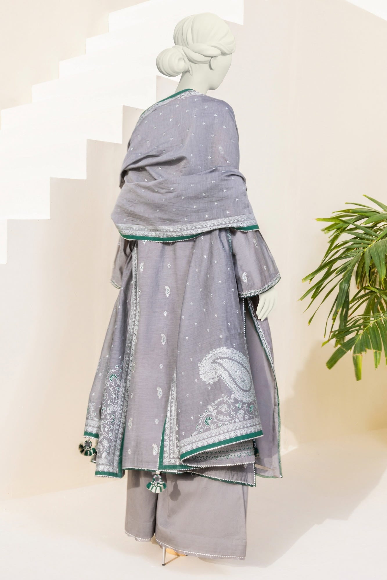 CCW-3PSU-S-22-028 Kashmiri Booti