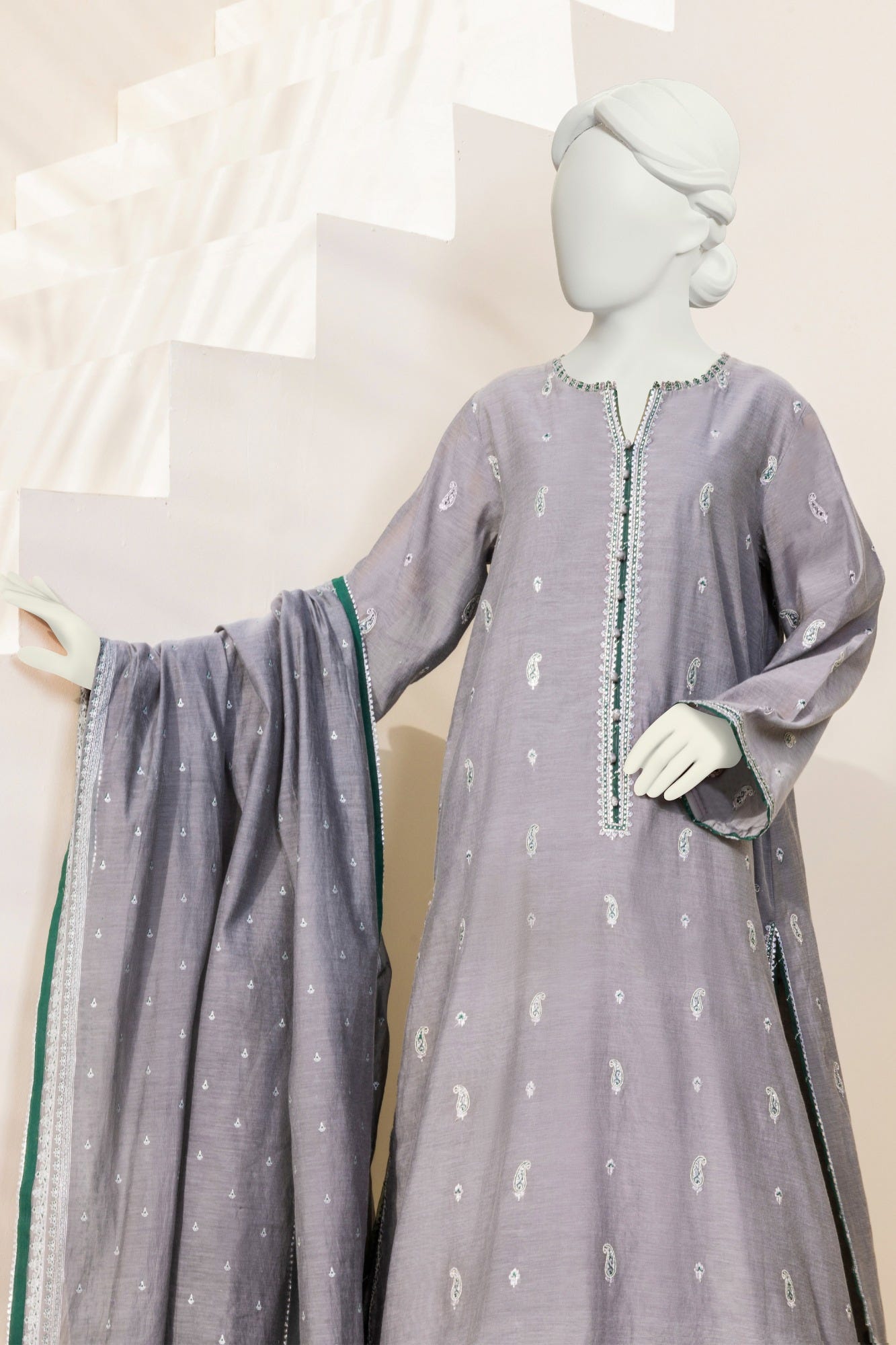 CCW-3PSU-S-22-028 Kashmiri Booti