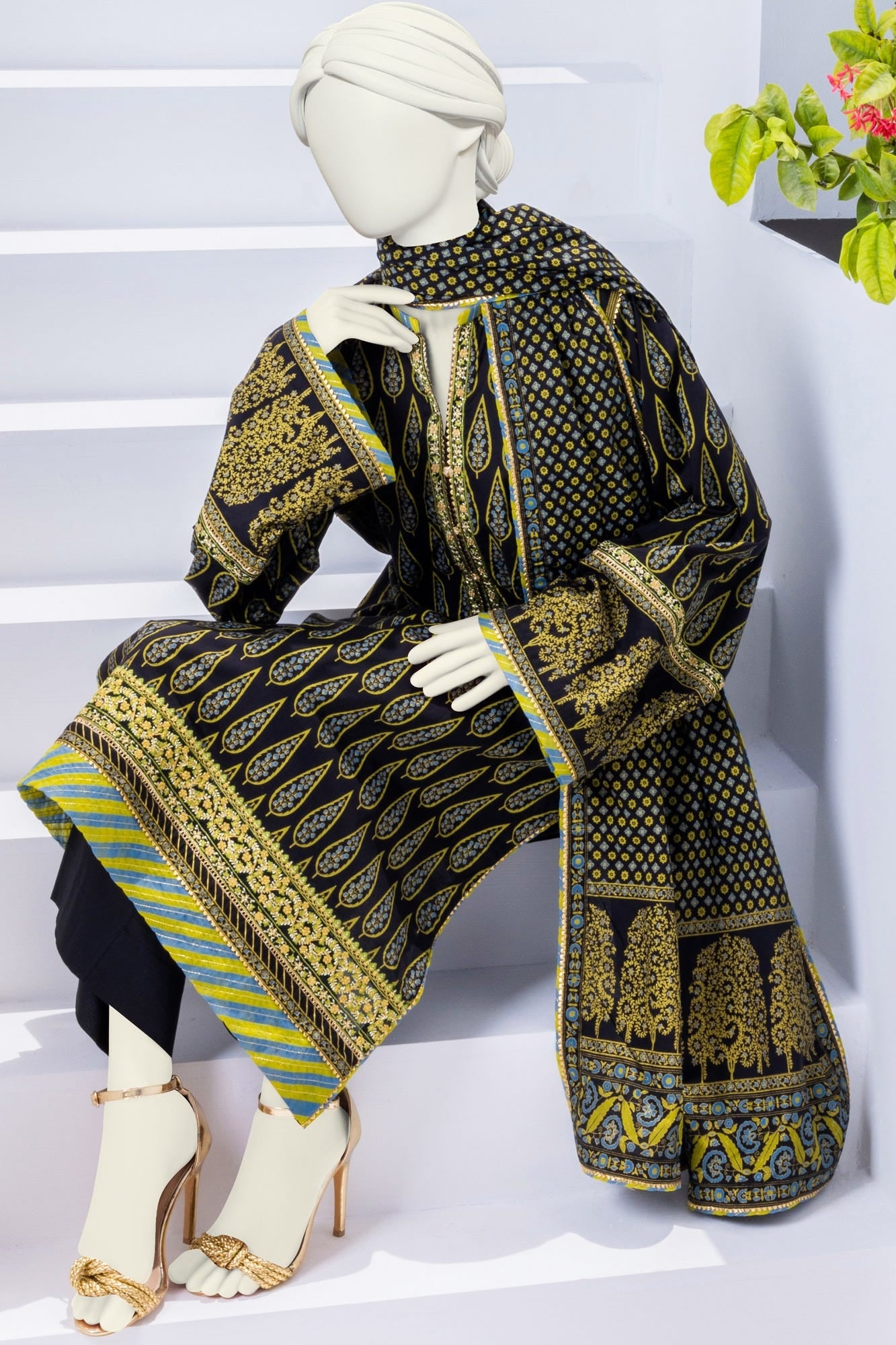 CCW-3PSU-S-22-038 Almas