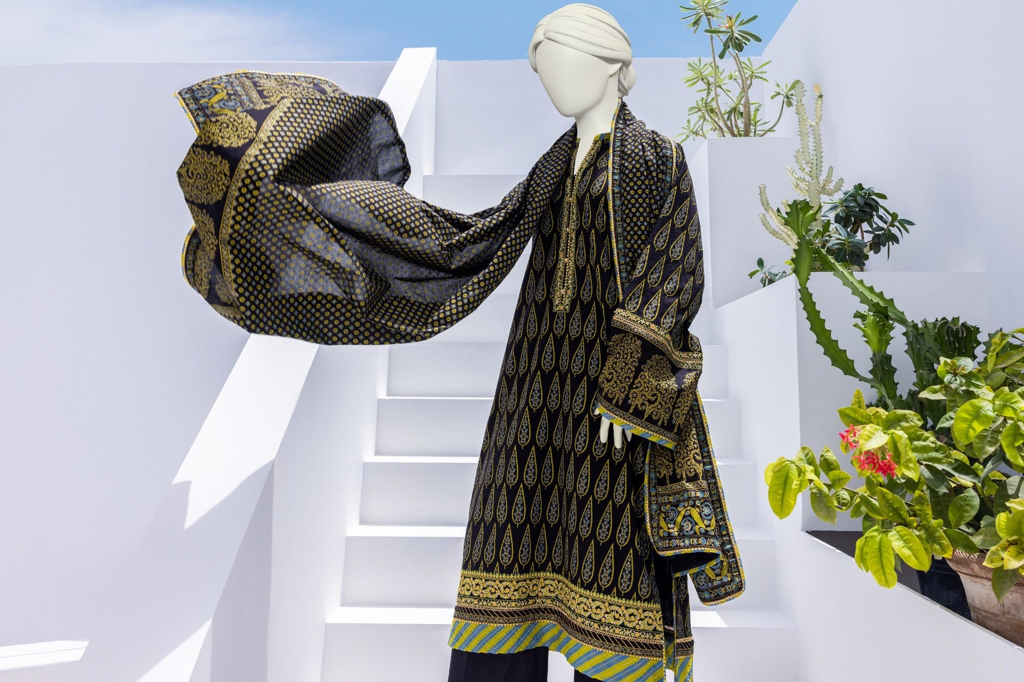 CCW-3PSU-S-22-038 Almas