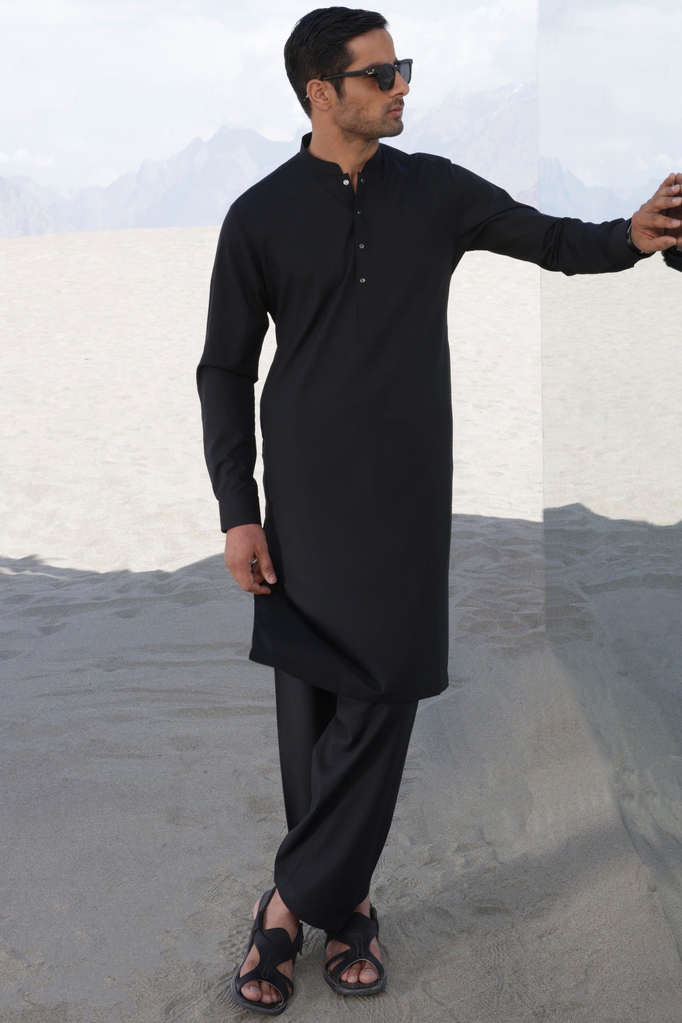 COLUMBIA - BLACK BLENDED KAMEEZ SHALWAR