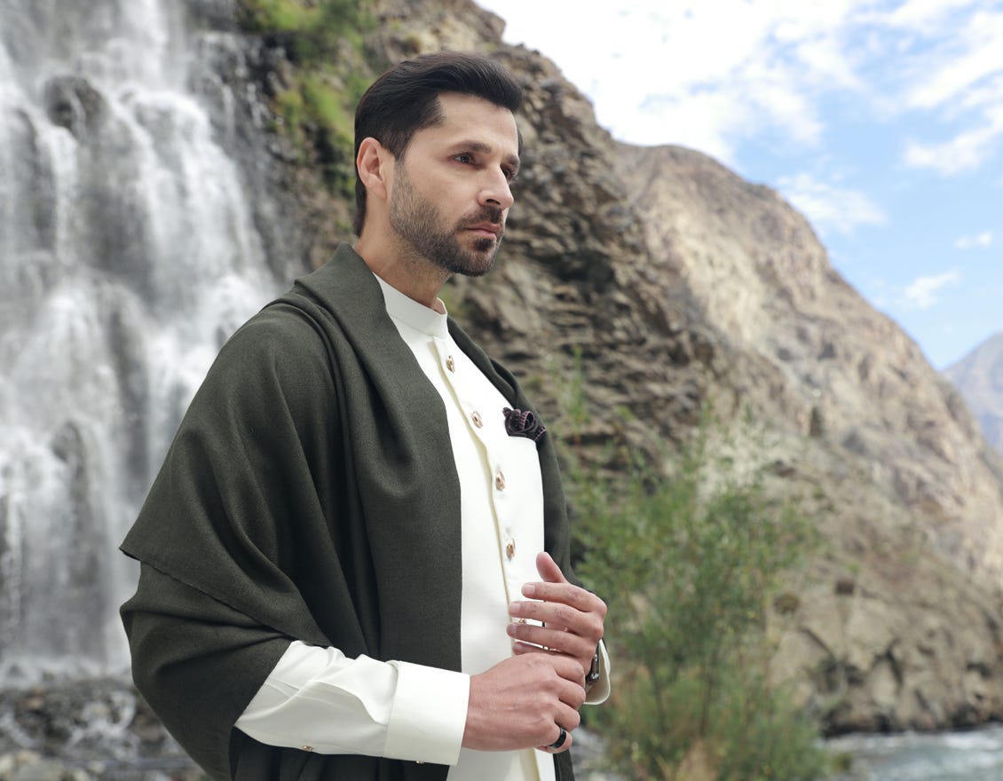 green-men-shawl-jjid-shawl-9196