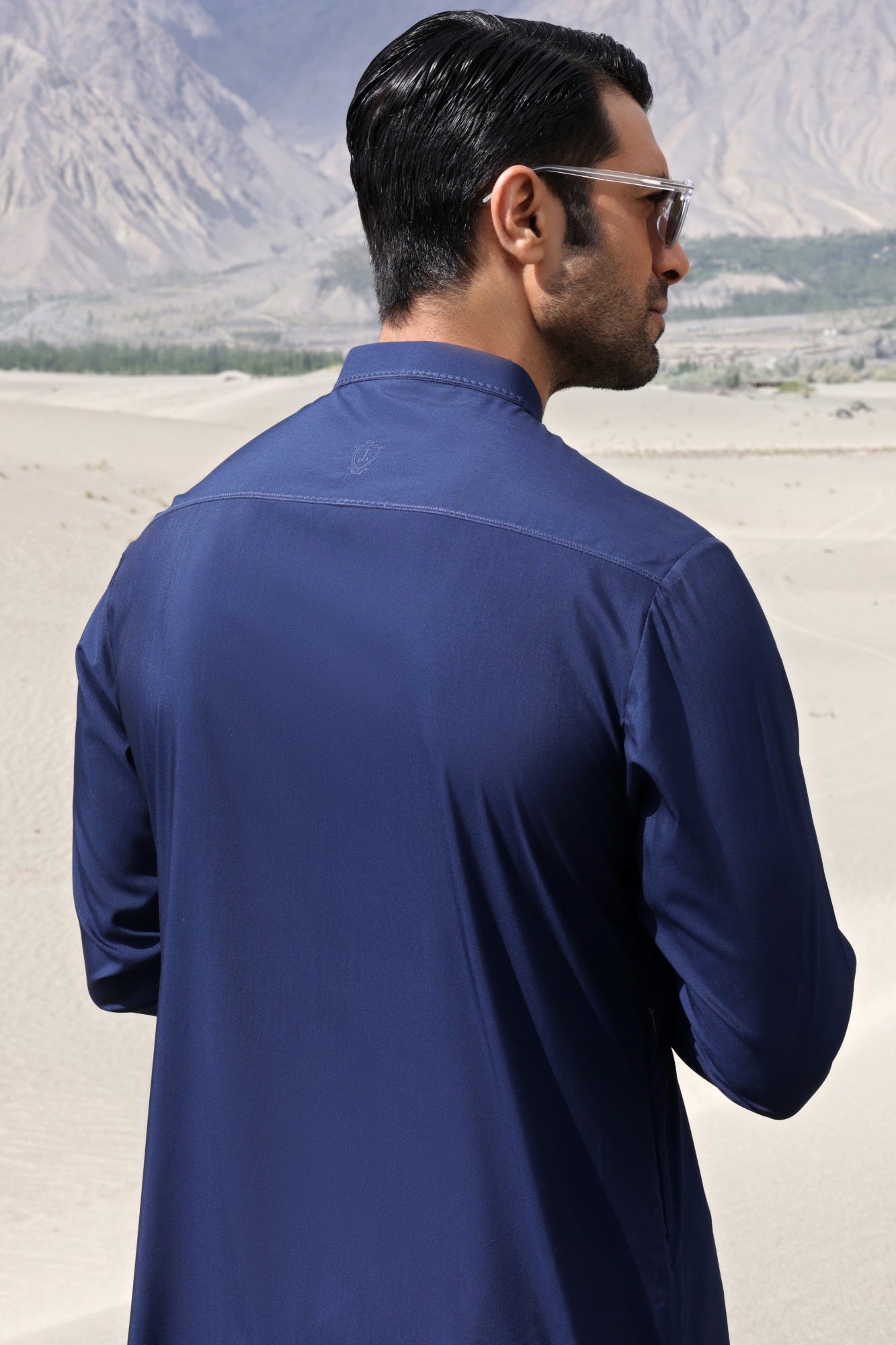 HUNGARY - NAVY BLENDED KAMEEZ SHALWAR