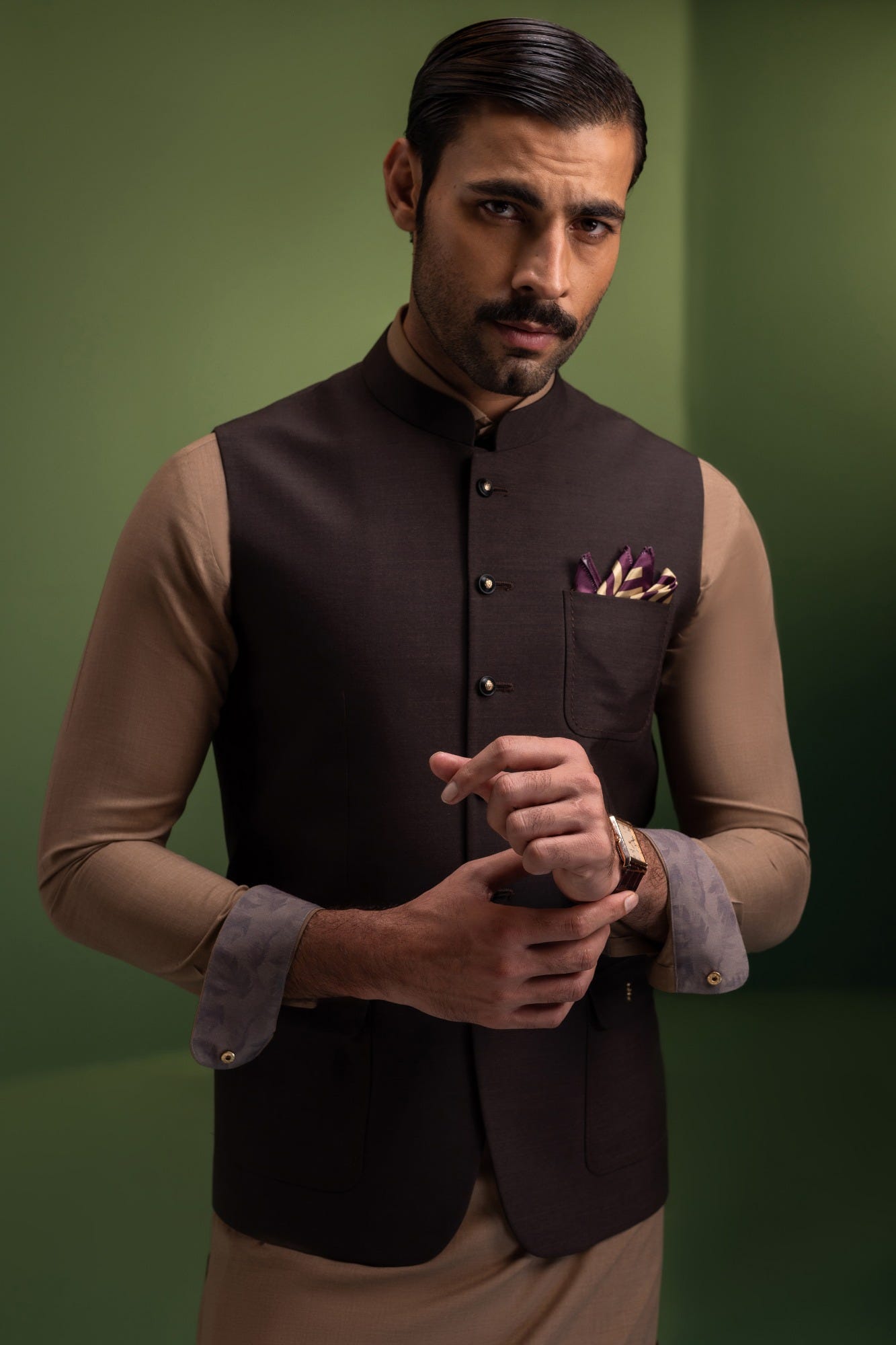 isfahan-brown-kameez-shalwar