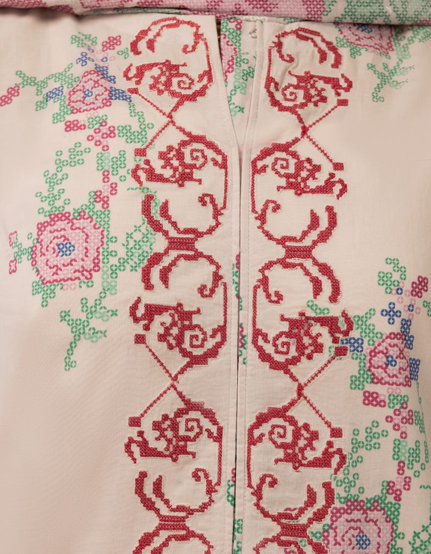 pink-lawn-embroidered-stitched-2pc-jds261272s