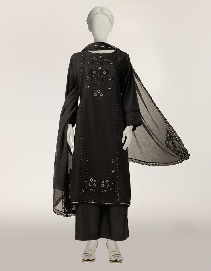 black-lawn-embroidered-stitched-2pc-jds261280s