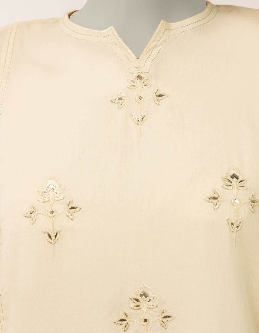 off-white-lawn-embroidered-stitched-2pc-jds261282s