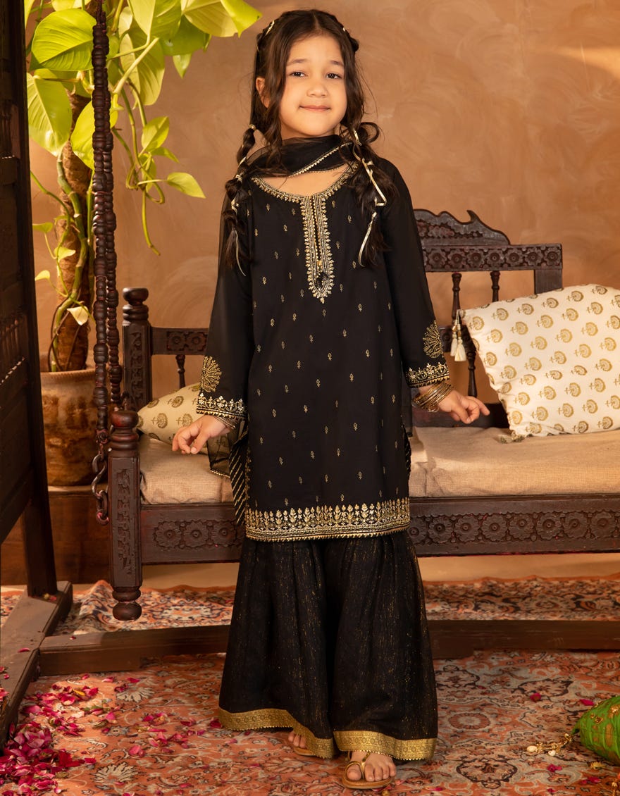 BLACK LUREX LAWN EMBROIDERED 3PC STITCHED