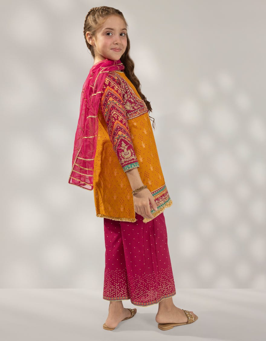 mustard-lawn-silk-embroidered-3pc-stitched-jgf251921s