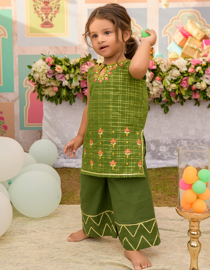 olive-zari-infant-girl-jik-s-jgin-23-040