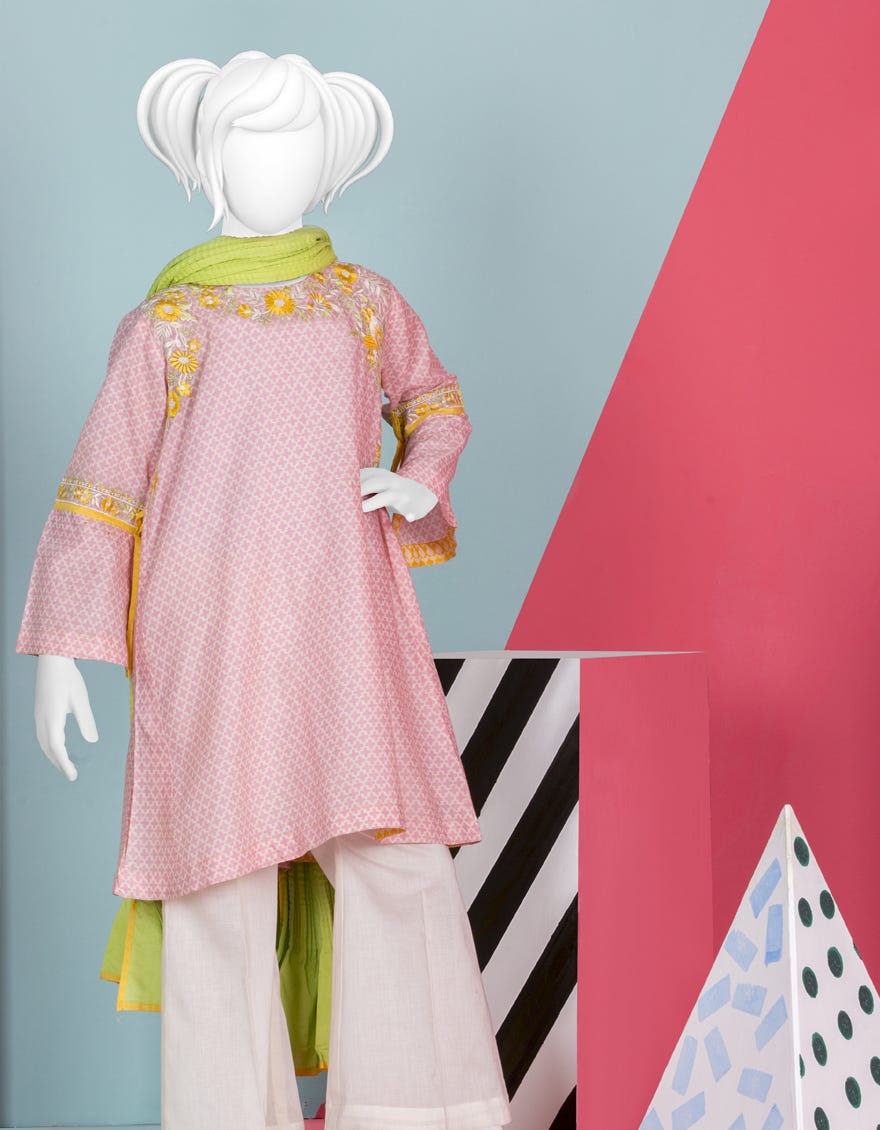 jgkl-s-19-1521-fb-yellow-paisley