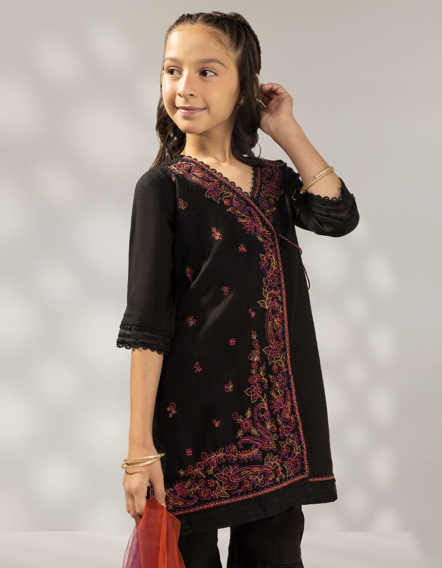 black-khaddar-slub-embroidered-3pc-stitched-jgp251606s