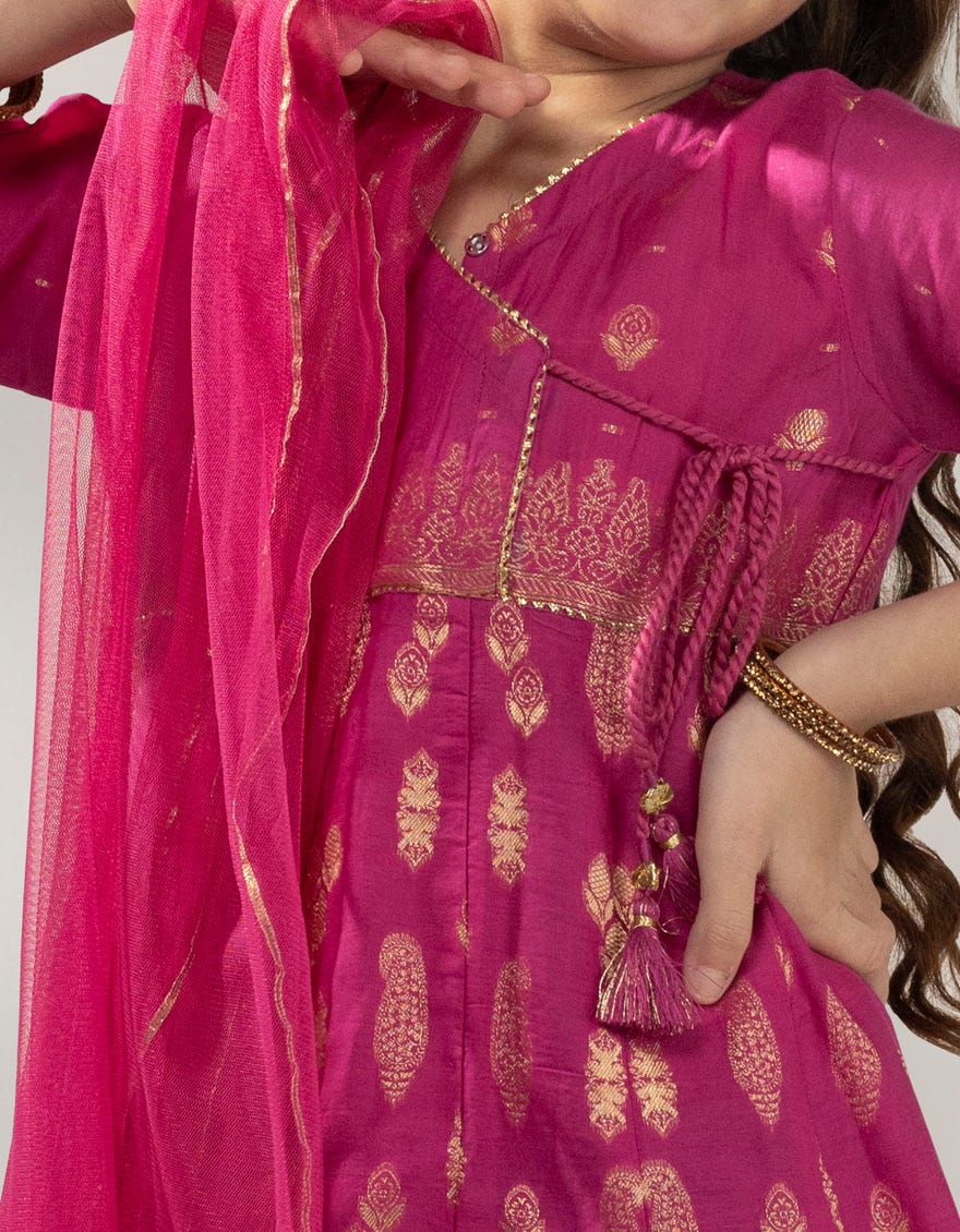 pink-jacquard-dyed-3pc-stitched-jgp251615s