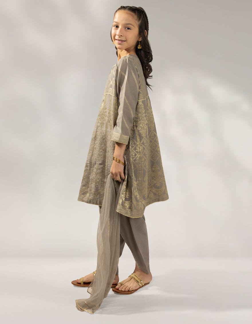 grey-jacquard-dyed-3pc-stitched-jgp251616s