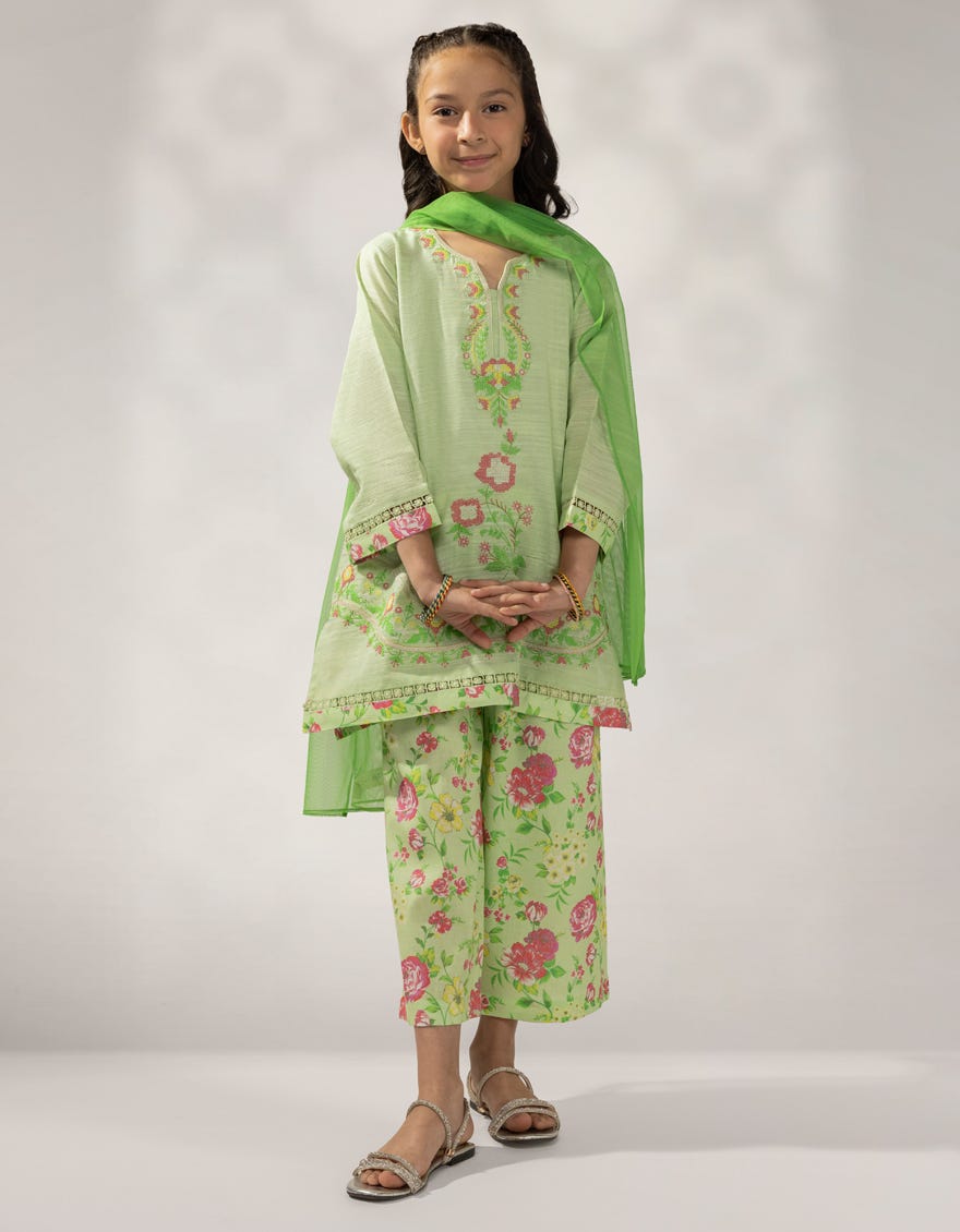 green-khaddar-embroidered-3pc-stitched-jgp251621s