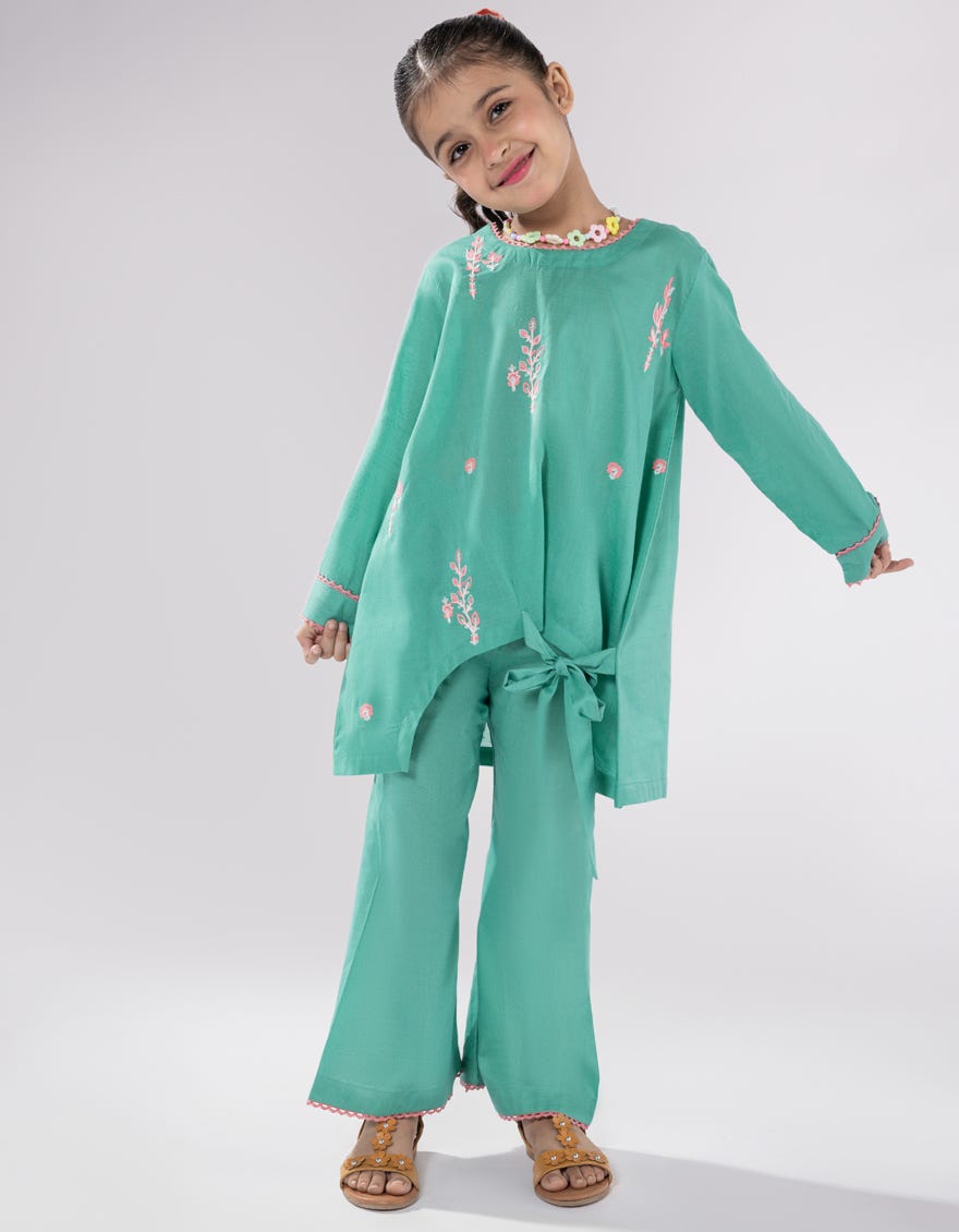 green-embroidered-dobby-2pc-stitched-jgst255658s