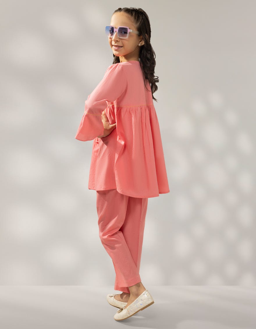 baby-pink-cambric-dyed-2pc-stitched-jgst255674s