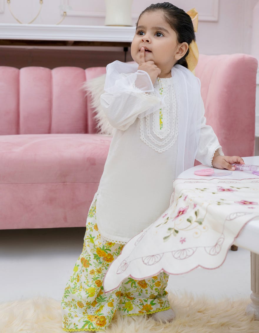 WHITE LAWN DYED 3PC STITCHED