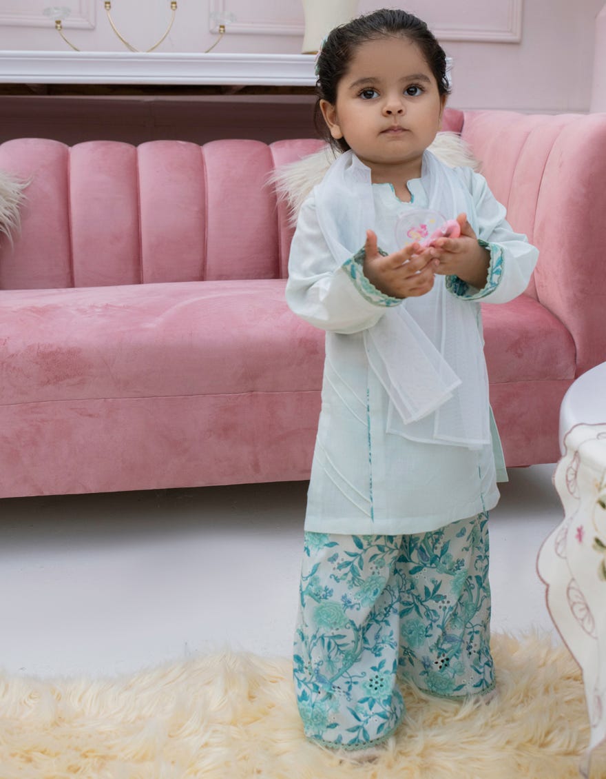 WHITE LAWN DYED 3PC STITCHED