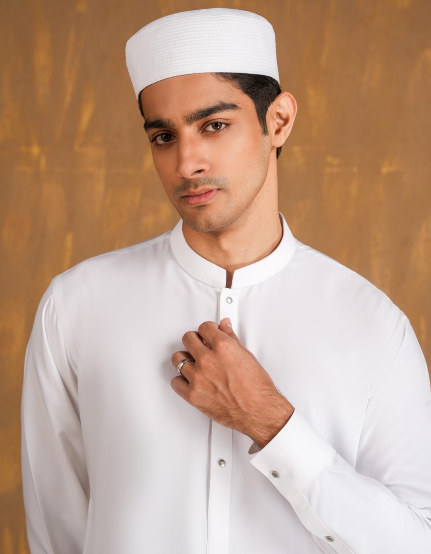 WHITE BLENDED MEN CAPS | JJ-CAP-0001-R79