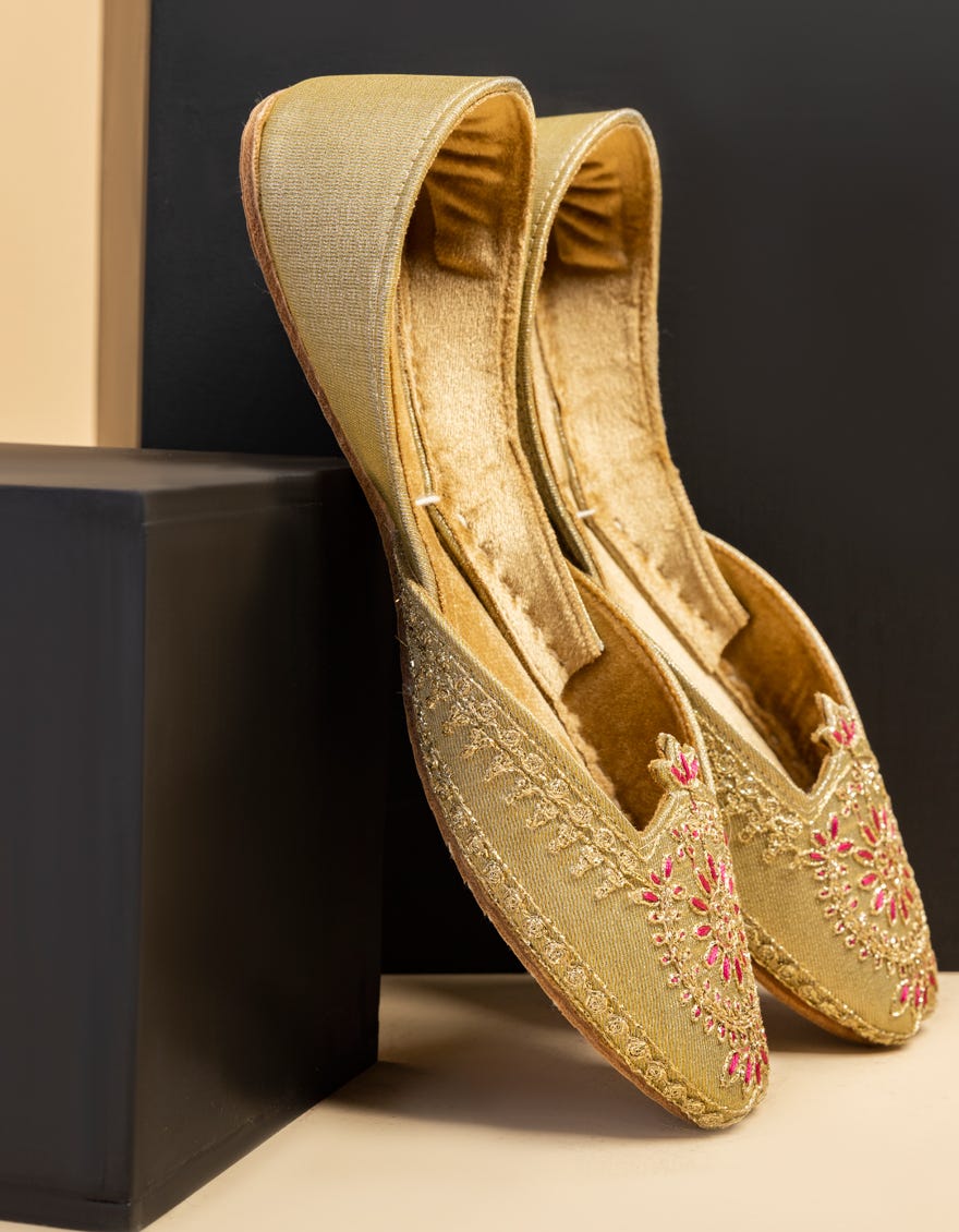 GOLDEN KHUSSA | JJ-LKH-25-342