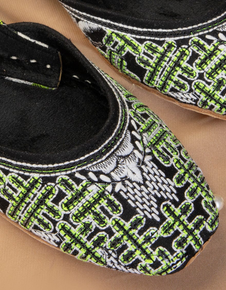 BLACK SEMI FORMAL KHUSSA