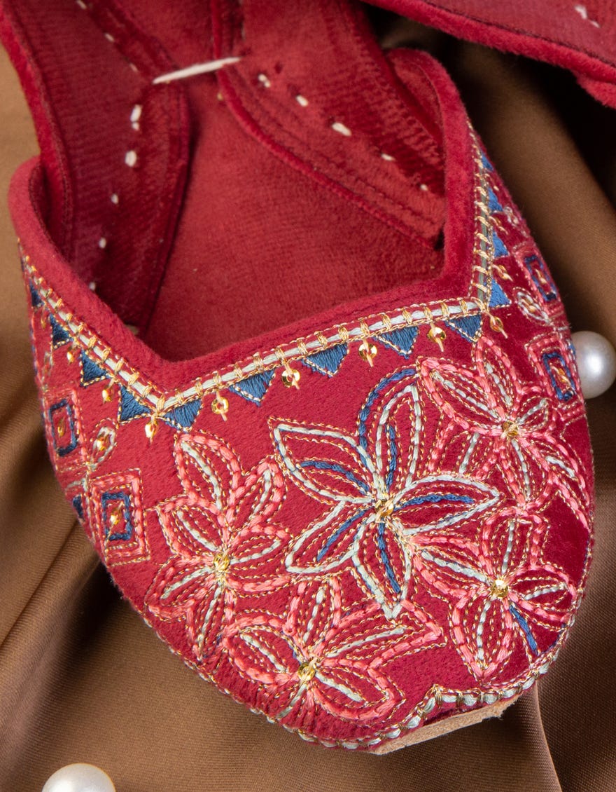 MAROON FORMAL KHUSSA