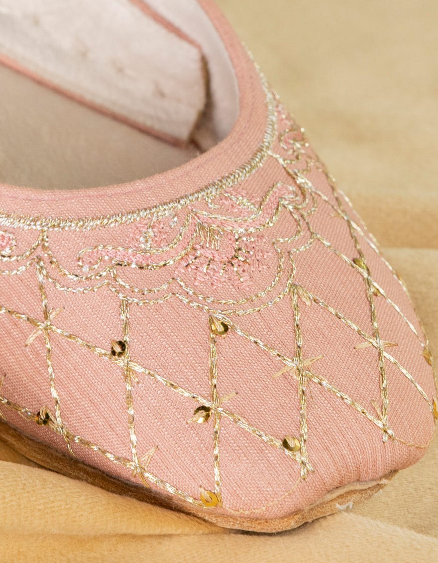 PINK SEMI-FORMAL KHUSSA