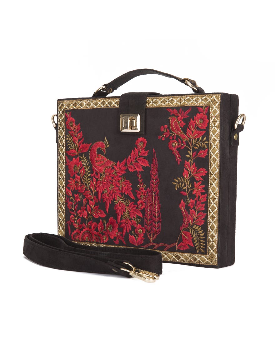 jjbl-19-023-fb-black-amara-999