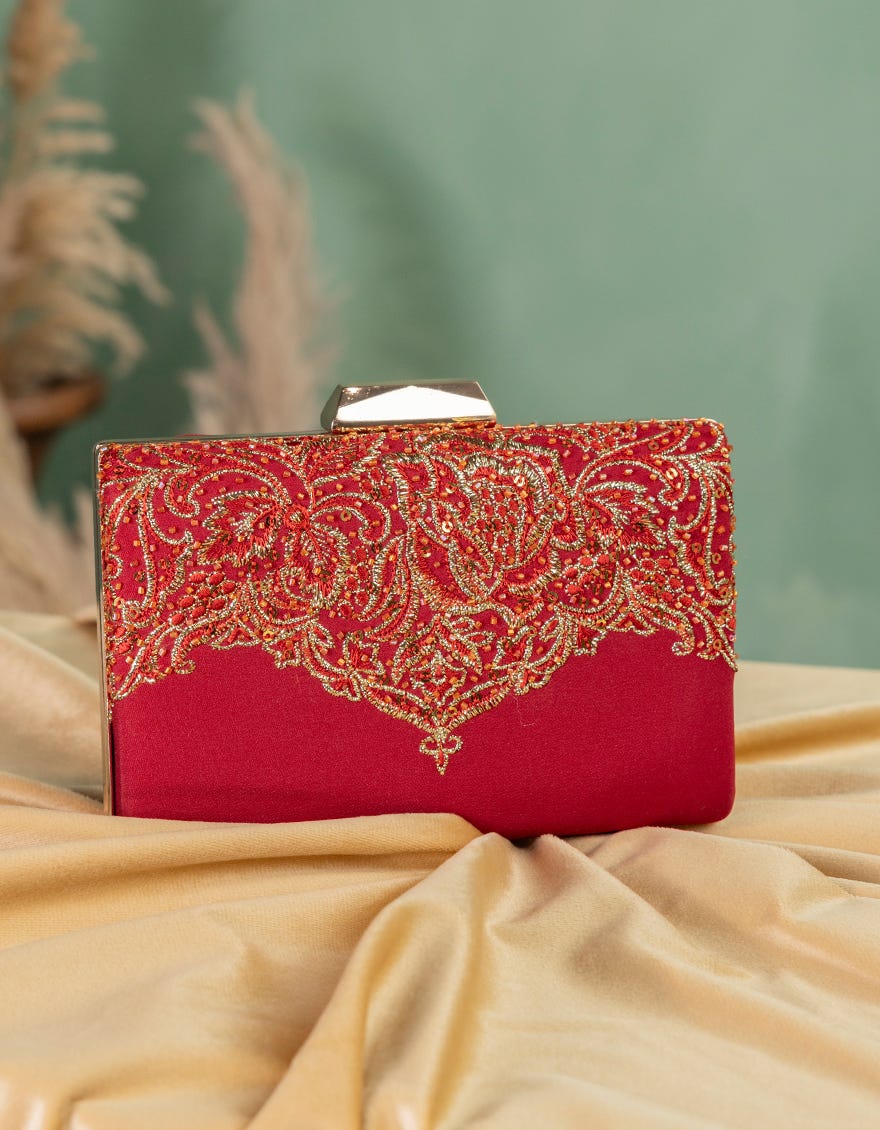 RED CLUTCH