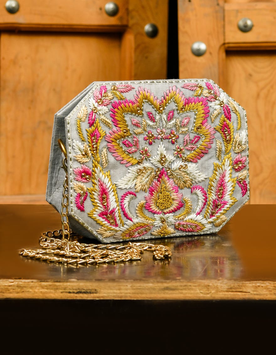 LIGHT GREY HANDBAG | JJIBL-22-010