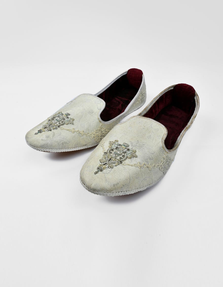 white-khussa-jjkh-550