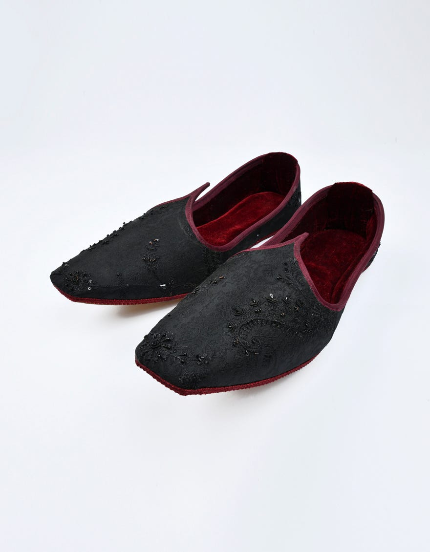 black-khussa-jjkh-552