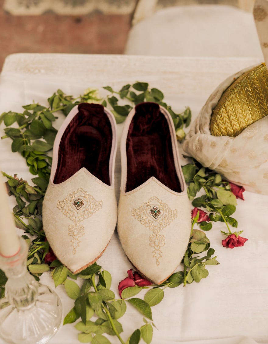 Cream Blended Khussa | Jjkh-573