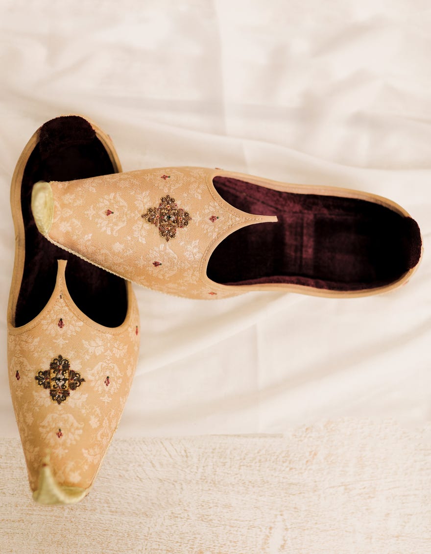 Gold Blended Khussa | Jjkh-581