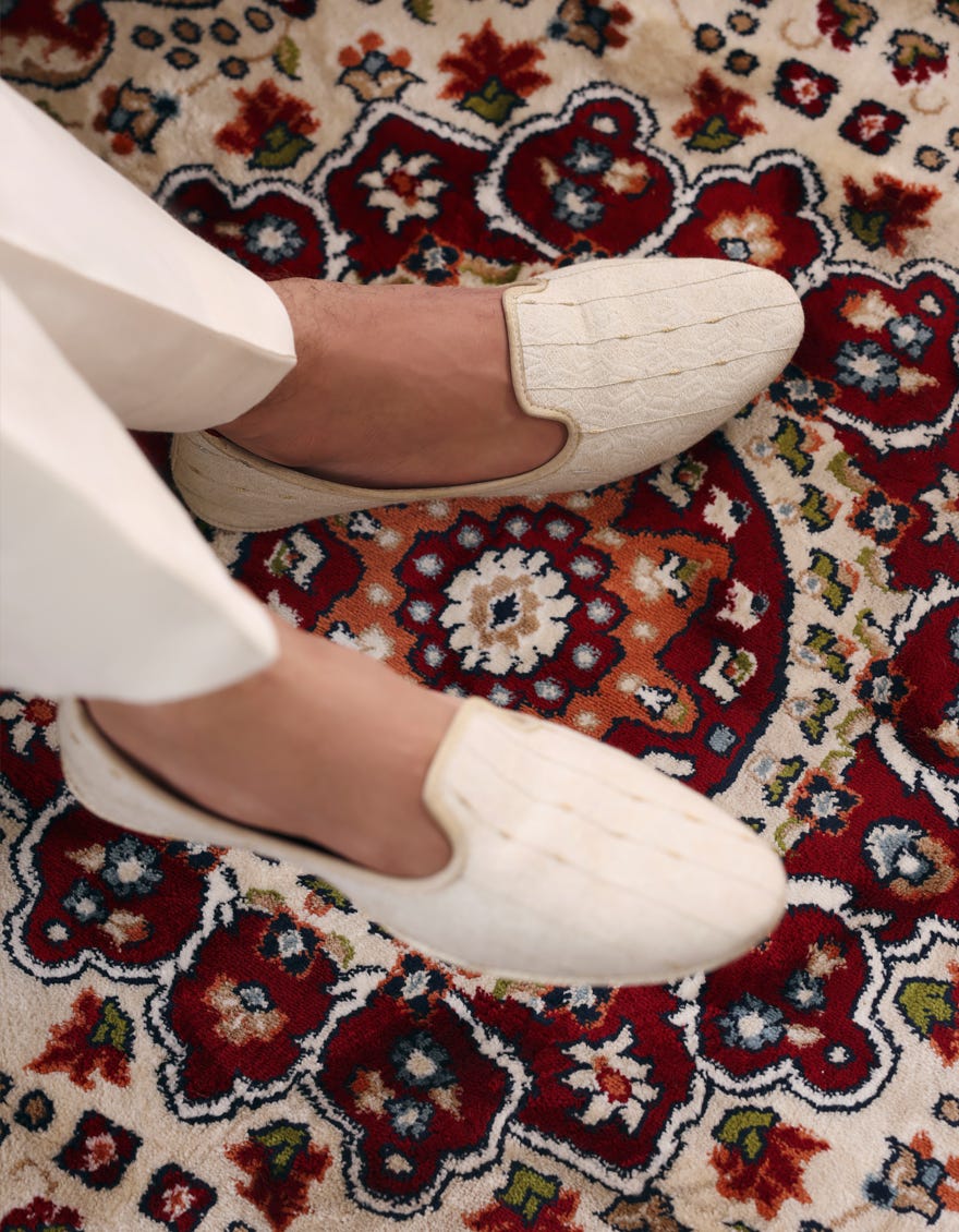 pearl-white-khussa-jjkh599