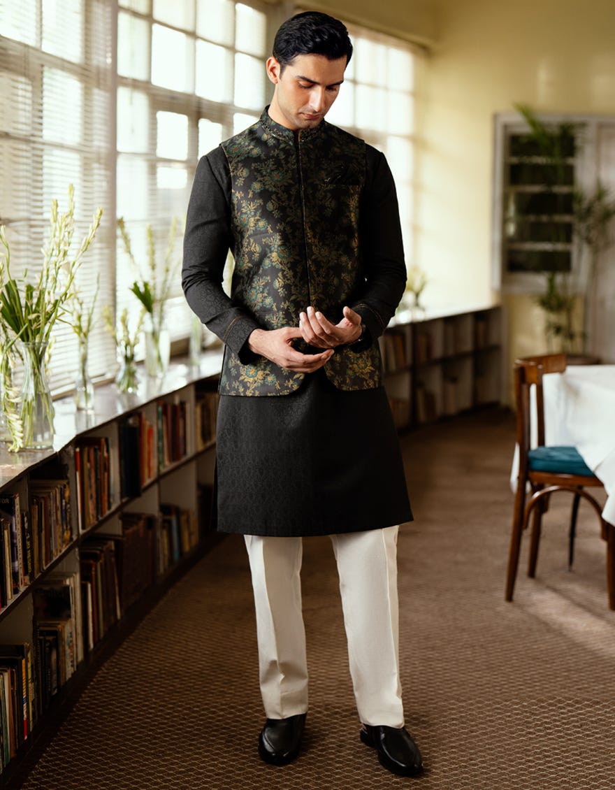 black-blended-waistcoat-jjvca33374