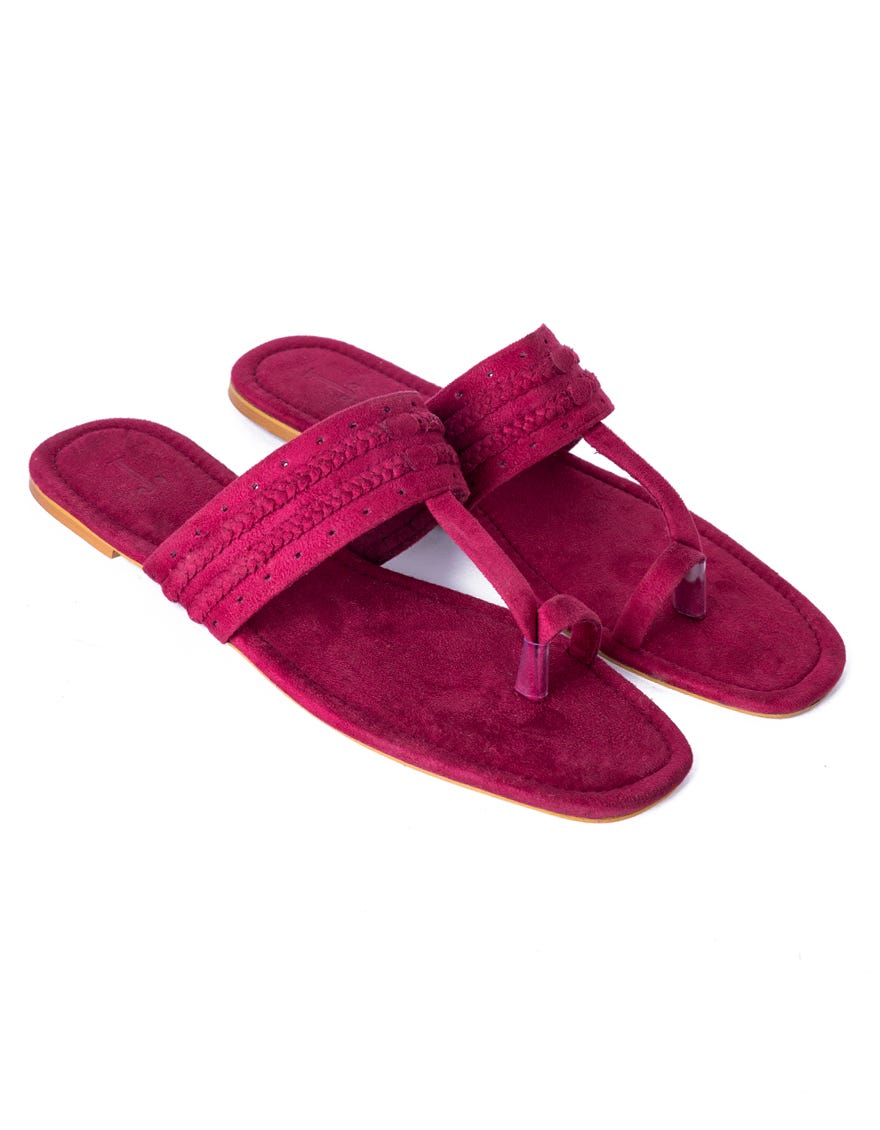 maroon-chappal-jlfwc-22-015