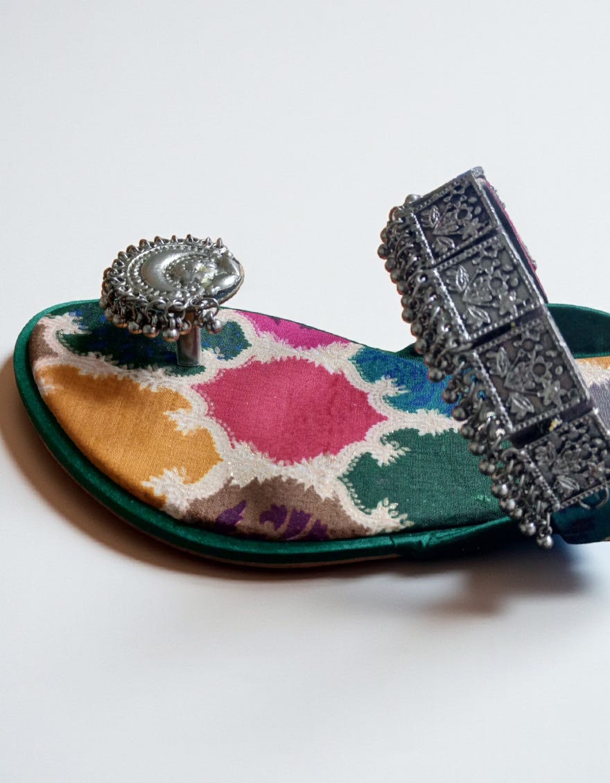 MULTICOLOR BANARSI CHAPPAL | JLFWC-24-1258