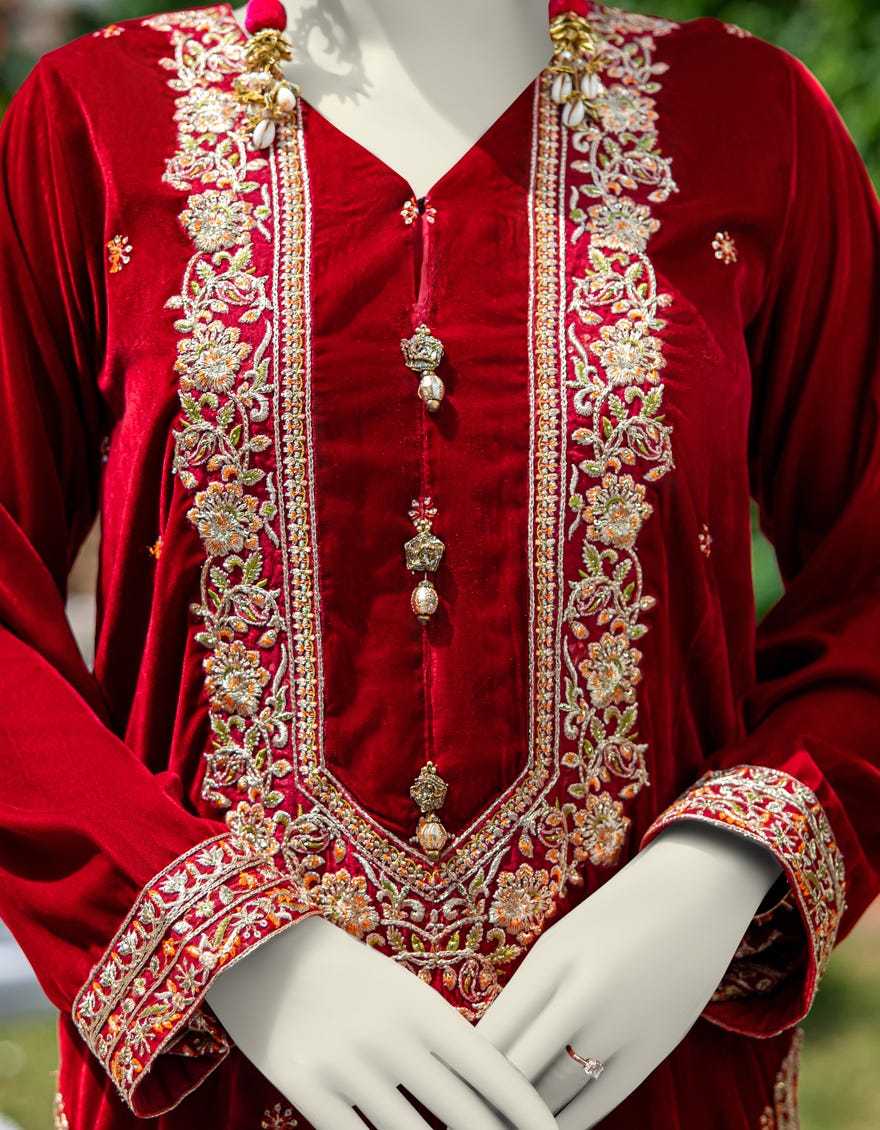 MAROON VELVET EMBROIDERED 3PC STITCHED