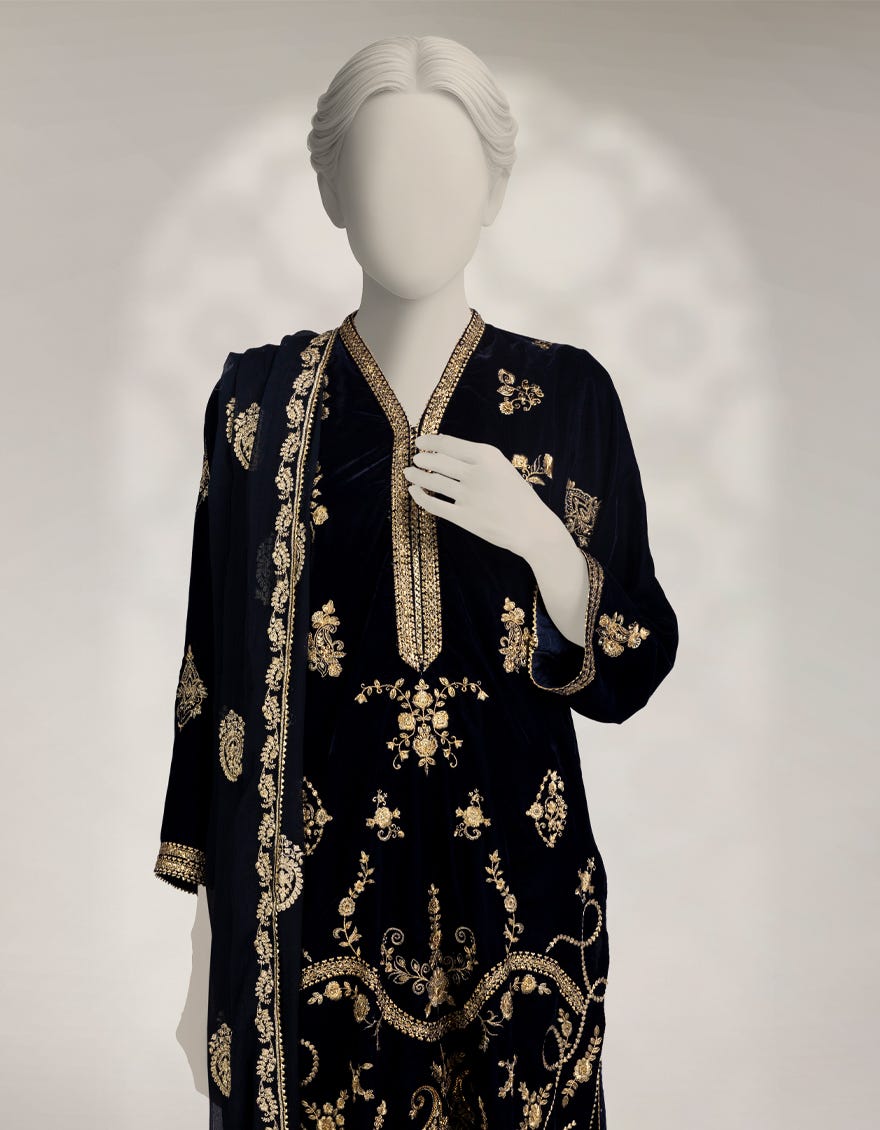 blue-velvet-embroidered-3pc-stitched-jps253961s