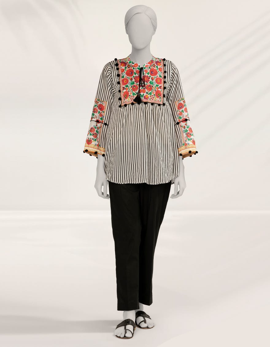 white-digital-printed-lawn-kurti-jss25527s