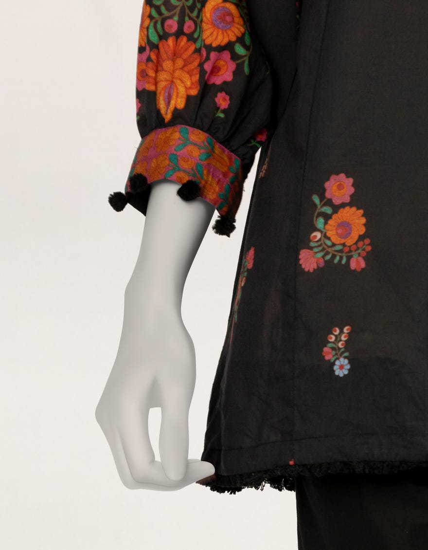 black-digital-printed-lawn-kurti-jss25528s