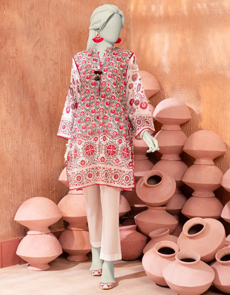 MULTICOLOR LAWN DIGITAL PRINTED UNSTITCHED 1PC