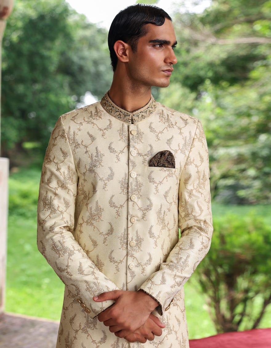 cream-gold-sherwani-jjsw594