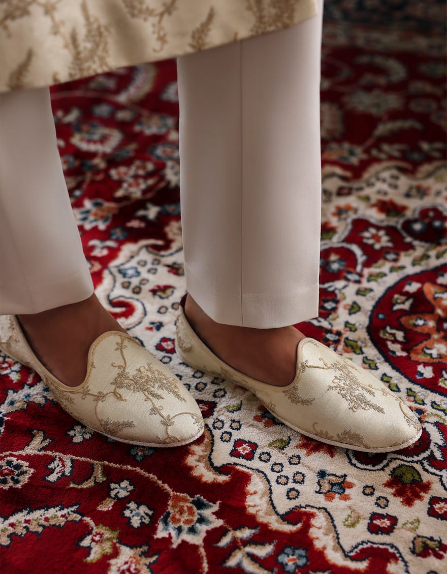 cream-gold-khussa-jjkh594