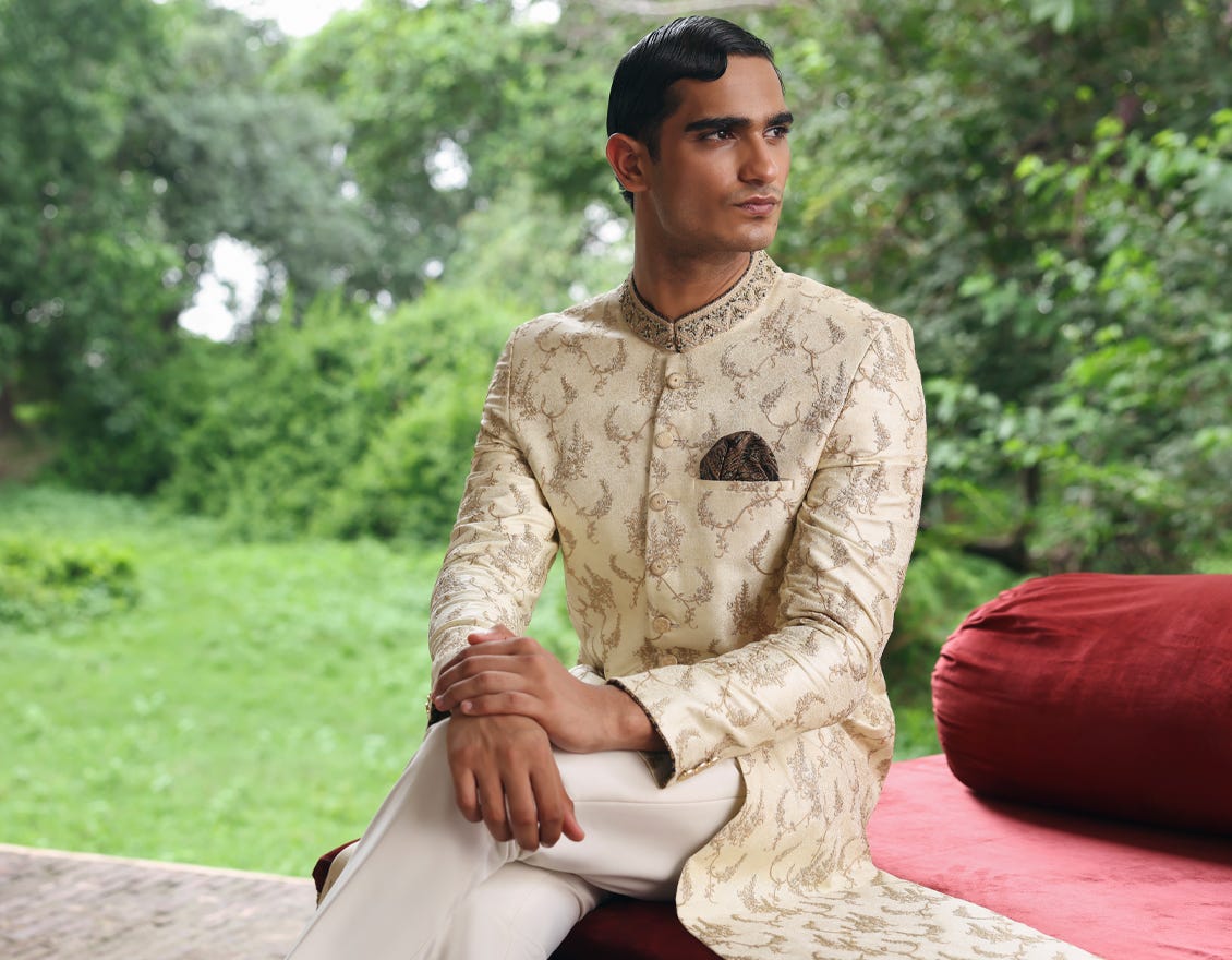 cream-gold-sherwani-jjsw594