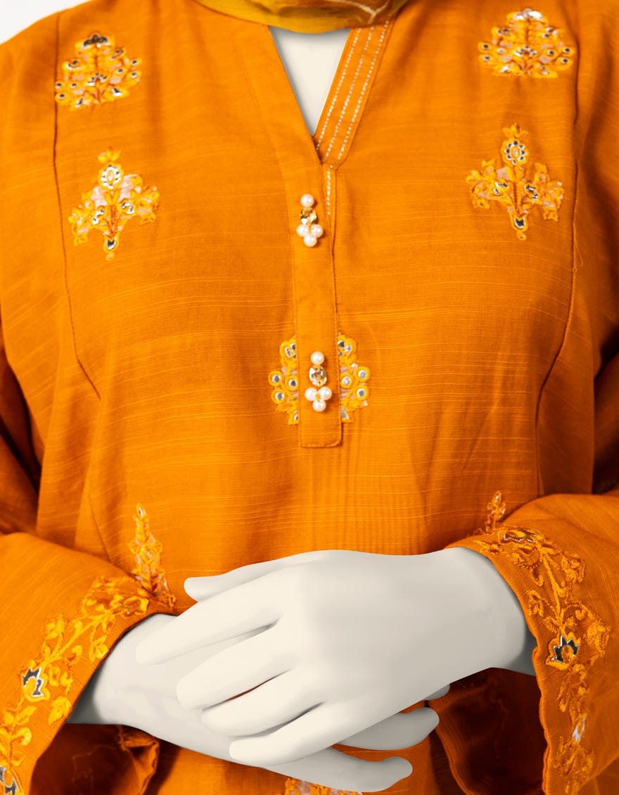 mustard-khaddar-embroidered-3pc-stitched-jtp25639s
