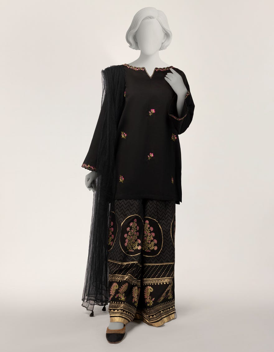 BLACK LAWN EMBROIDERED STITCHED 3PC