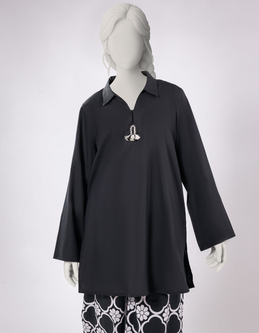 black-lawn-embroidered-2pc-jtst25463s